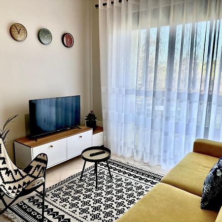 Cheerful 2-Bedroom Apartment In Golem Golem  Eksteriør billede